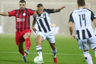 Πήρε χρόνο να φτιάξει το plan b της σεζόν
