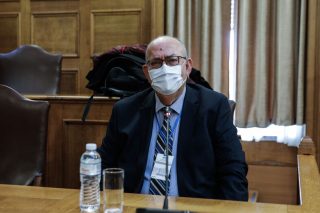 ΣΥΡΙΖΑ: Κρύβουν και τον ιδιοκτήτη της Opinion Poll