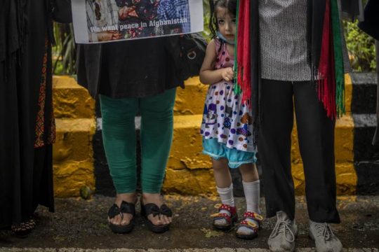 Reuters: 40.000 Αφγανούς θα δεχτεί η Ε.Ε. – Στη Γερμανία οι 25.000 