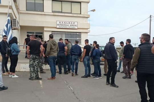 Παρέμβαση εισαγγελέα για την κατάληψη στο Δασαρχείο Ρεθύμνου – Δύο συλλήψεις