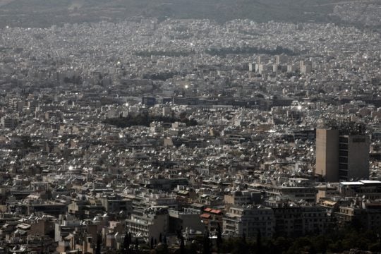 Παράταση ώς το τέλος Απριλίου για το «Εξοικονομώ»