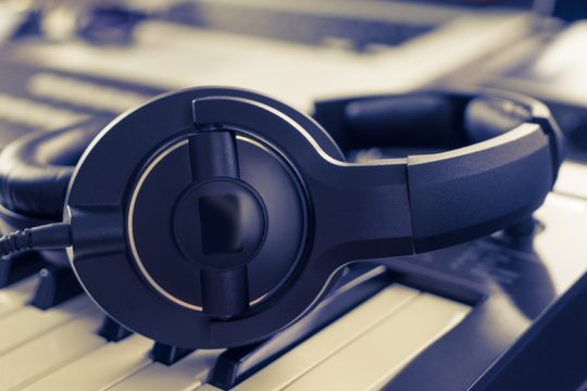 Πνευματικά δικαιώματα μουσικής στην Ελλάδα. Εύλογα ερωτήματα