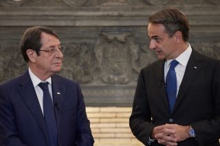 Τριμερής με το βλέμμα στις απειλές Ερντογάν
