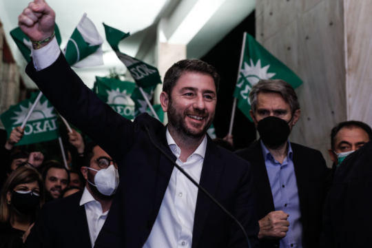 Αργά ή γρήγορα, το κοινωνικό αισθητήριο θα πάρει τις αποφάσεις του