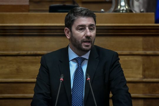 Νέος αρχηγός, νέα πρόσωπα, νέα ηγετική ομάδα