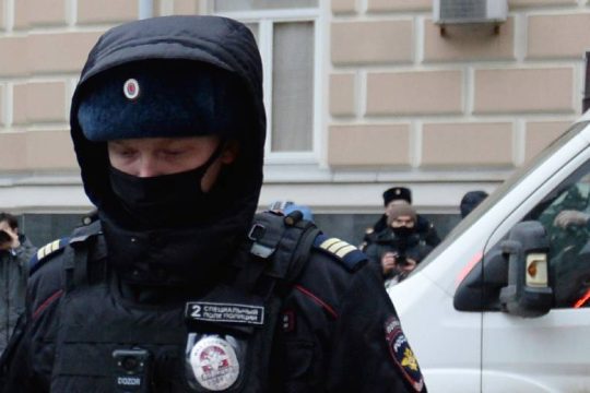 Ρωσία: Δύο τραυματίες από βόμβα που πυροδότησε 18χρονος σε σχολείο