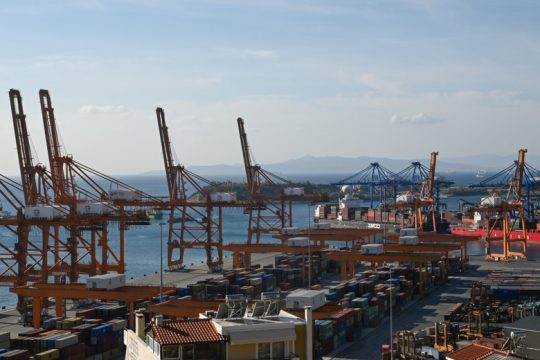 «Η ΟΛΠ-COSCO ανενόχλητη ρυπαίνει το θαλάσσιο περιβάλλον στον Πειραιά»