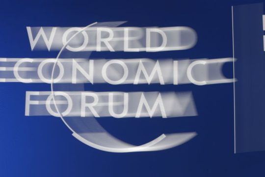 Αναβάλλεται το Παγκόσμιο Οικονομικό Φόρουμ του Νταβός