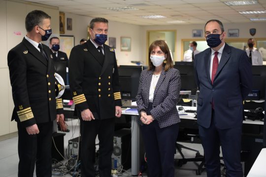 Επίσκεψη Σακελλαροπούλου στο Υπ. Ναυτιλίας και το Αρχηγείο του Λιμενικού