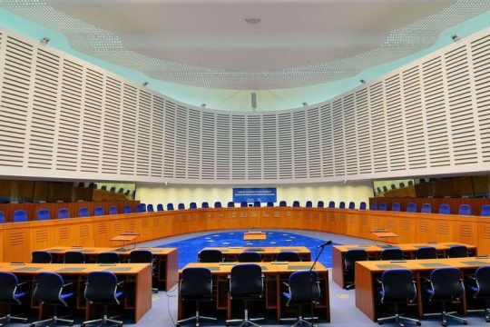 Διφορούμενη απόφαση για τα δάνεια σε ελβετικό φράγκο
