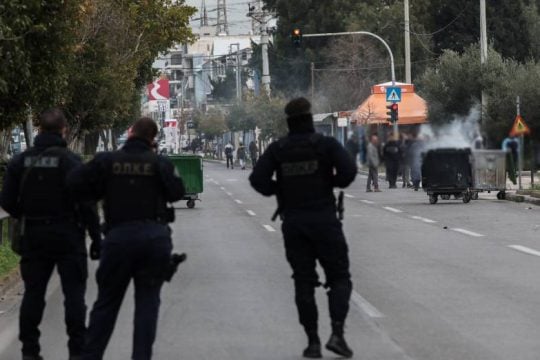 Ένταση έξω από ΕΠΑΛ στο Αιγάλεω