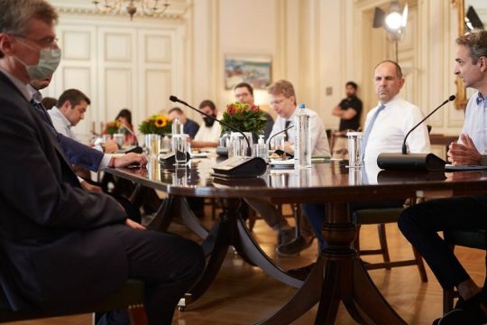 Είναι επιστήμονες, όχι το τζουκ μποξ της κυβέρνησης
