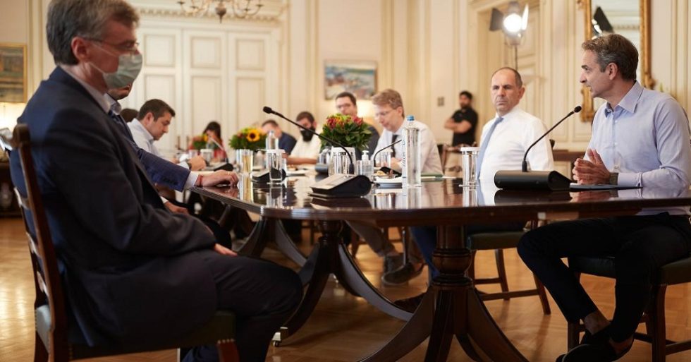 Είναι επιστήμονες, όχι το τζουκ μποξ της κυβέρνησης