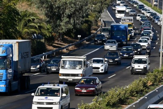 Μέτρα της Τροχαίας για την κυκλοφορία στις εθνικές την περίοδο των γιορτών