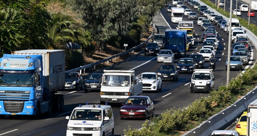 Μέτρα της Τροχαίας για την κυκλοφορία στις εθνικές την περίοδο των γιορτών