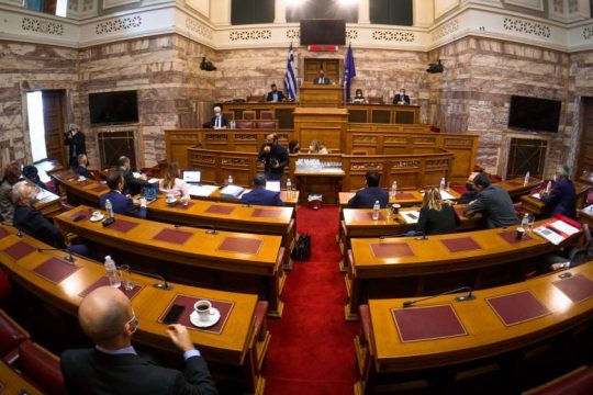 Αποκαλύφθηκε η χειραγώγηση με τη «λίστα Πέτσα»