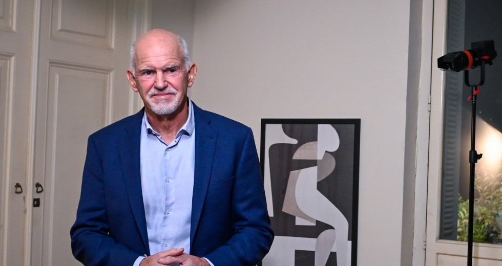 Κάλεσμα Παπανδρέου για τη «μάχη» της επόμενης Κυριακής
