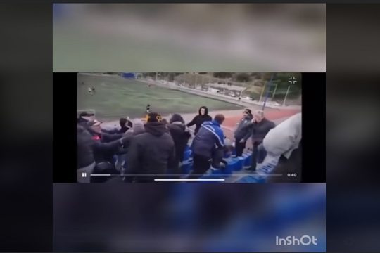 Θλιβερά επεισόδια on camera σε αγώνα ποδοσφαίρου ερασιτεχνικού πρωταθλήματος