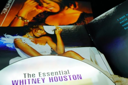 Πώληση ρεκόρ για ακυκλοφόρητο demo της Whitney Houston