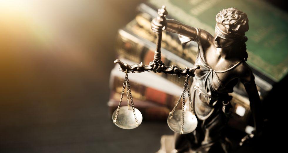 Προφυλακίσθηκαν δύο ιερείς που εμπλέκονται σε υπόθεση σεξουαλικής κακοποίησης