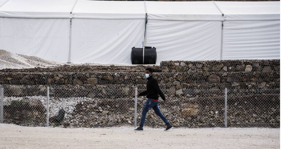 Άτυπη απαγόρευση κυκλοφορίας προσφύγων στη Λέσβο τα Χριστούγεννα και την Πρωτοχρονιά