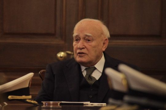 Απεβίωσε ο Κάρολος Παπούλιας