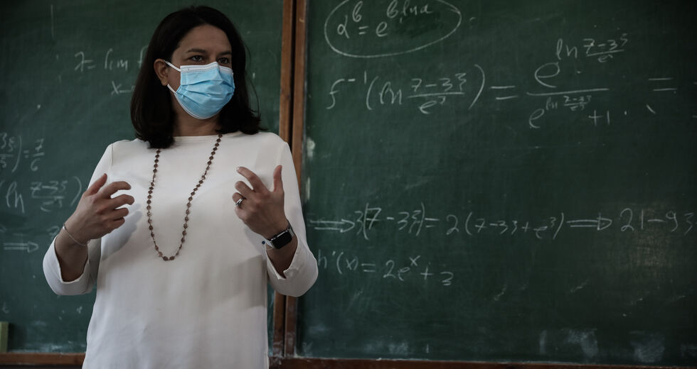 Κ. Κεραμέως να περιμένουμε τον Άγιο Βασίλη να φέρει καθηγητές στα σχολεία μας;