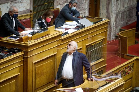 Δεν ανασκευάζει ο Παναγιώτης Κουρουμπλής