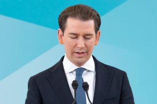 Το «άδοξο τέλος» του Σεμπάστιαν Κουρτς