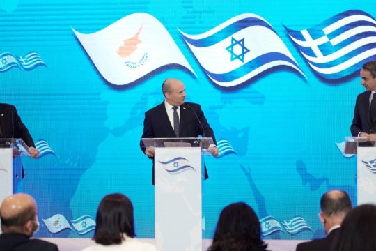 Με μηνύματα για τουρκική επιθετικότητα και Κυπριακό η τριμερής με Κύπρο-Ισραήλ