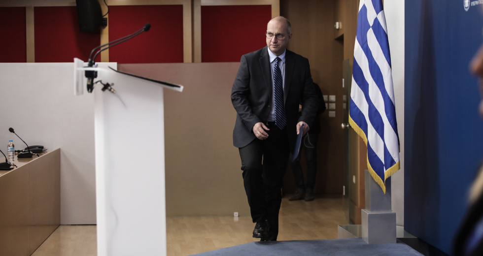 Παράθυρο επέκτασης υποχρεωτικότητας – Αμετανόητοι για τις ΜΕΘ
