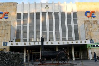 Διατάξεις για να καλύψουν την αμέλεια των υποτιθέμενων επενδυτών
