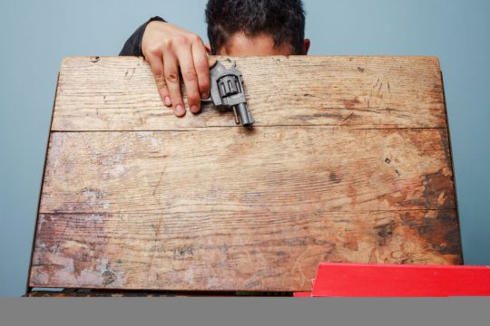 Θα γίνει κάτι με τη μαζική οπλοκατοχή;