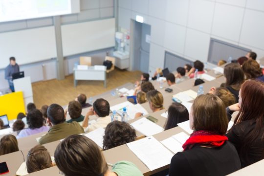 Η ανθρωποφαγία ενός αποδεκτού συστήματος