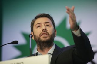Οχι άλλη γοητεία