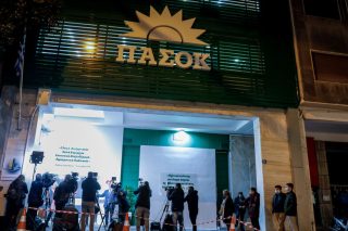 Η Ν.Δ. κατηγόρησε το ΠΑΣΟΚ ότι έπαθε… ΣΥΡΙΖΑ!