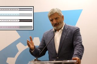 Ο Πατούλης «ψεκάζει» τον κορονοϊό με υπεριώδη ακτινοβολία