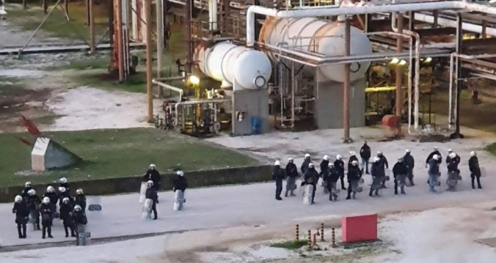 Εξώδικο εργαζομένων στην Kavala Oil εναντίον εξωφρενικού ψεύδους της αστυνομίας