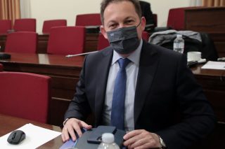 Το κόμμα «Είμαι πλειοψηφία και κάνω ό,τι γουστάρω»
