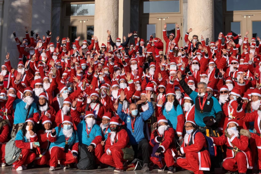 Και στον Πειραιά το Santa Run