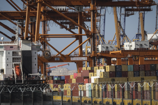 Αναστέλλεται η απεργία στις προβλήτες της Cosco – Δέσμευση εργοδοσίας για διαβουλεύσεις