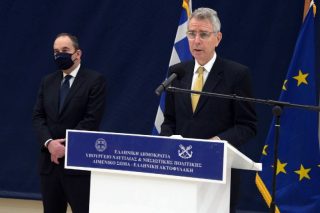 Μνημόνιο συνεργασίας για το Λιμενικό και την αμερικανική ακτοφυλακή
