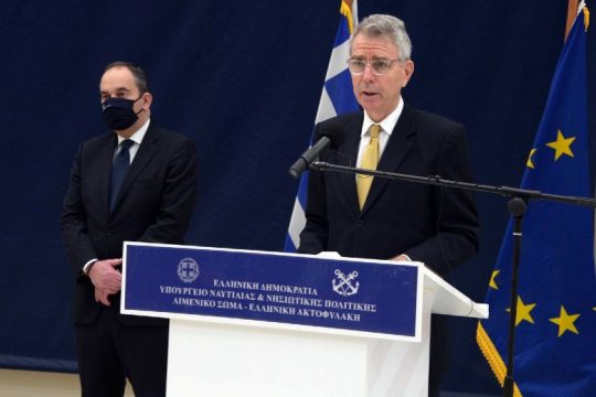 Μνημόνιο συνεργασίας για το Λιμενικό και την αμερικανική ακτοφυλακή