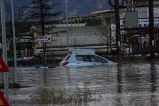 Παρασύρθηκε από χείμαρρο 55χρονη