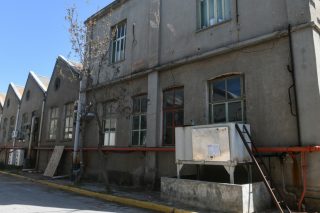 «Διπλή ζημιά» από τη μεταφορά δημόσιων υπηρεσιών στην ΠΥΡΚΑΛ
