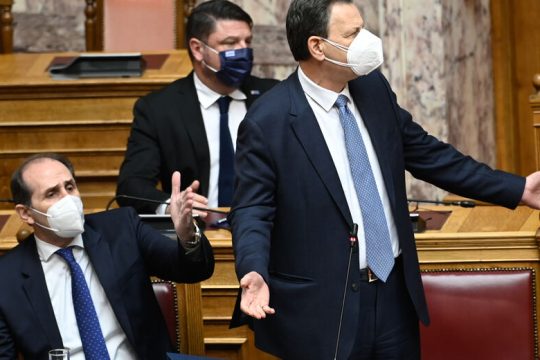 ΜΕΘαίνουν αλλά δεν μαθαίνουν