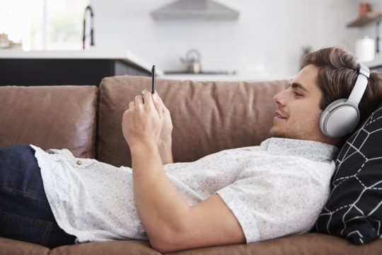 Spotify: Τι άκουσε ο πλανήτης μέσα στο 2021