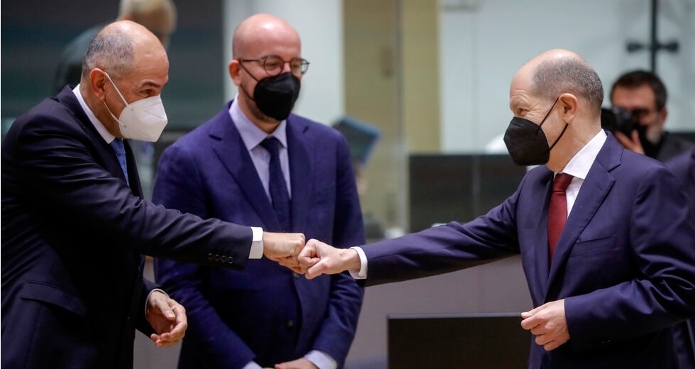 Δεν τα βρήκαν (σχεδόν) σε τίποτα οι «27»