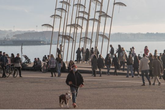 Έλεγχος για μάσκα, σαν σκετσάκι επιθεώρησης…
