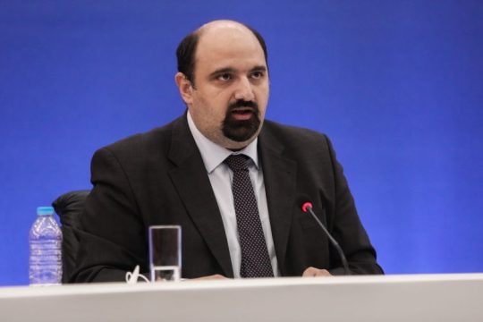 Σε κλινική του Βόλου μετά από τροχαίο ατύχημα ο υφυπουργός Χρ. Τριαντόπουλος
